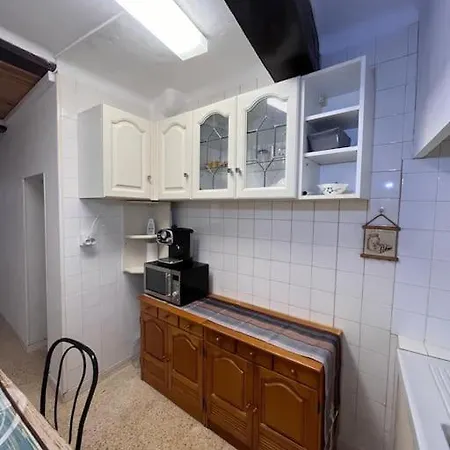 Holiday home Maison, Proximite Commerces, Plage, P Gratuit *