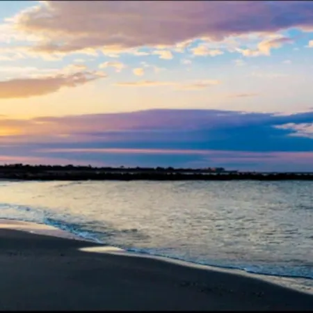 Maison, Proximite Commerces, Plage, P Gratuit *